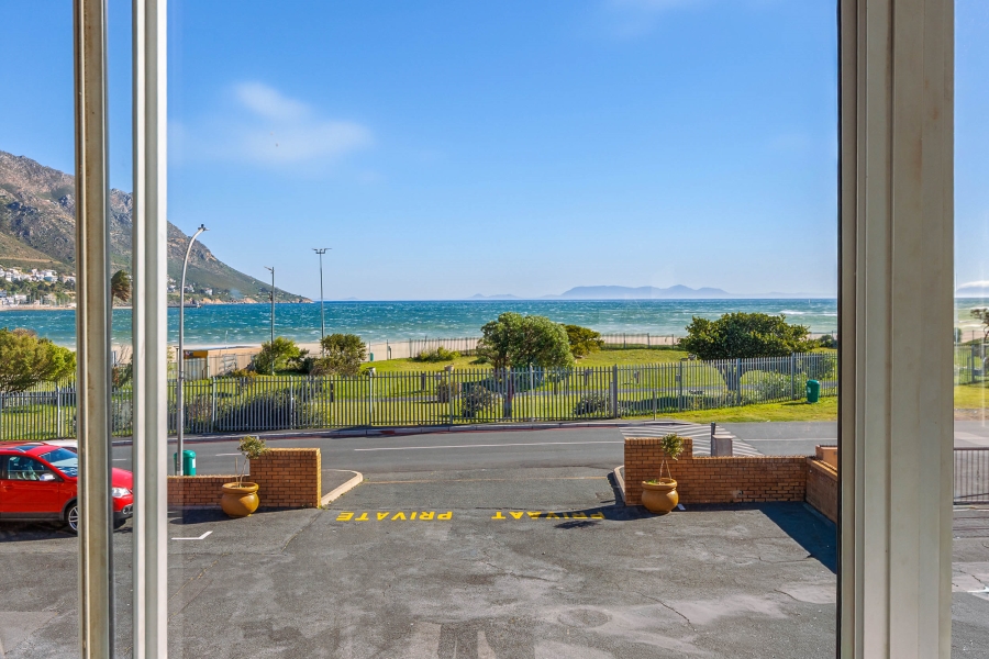 4 Bedroom Property for Sale in Gordons Bay Village Western Cape